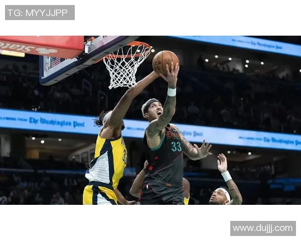 奇才与步行者激战正酣比分胶着精彩瞬间回顾